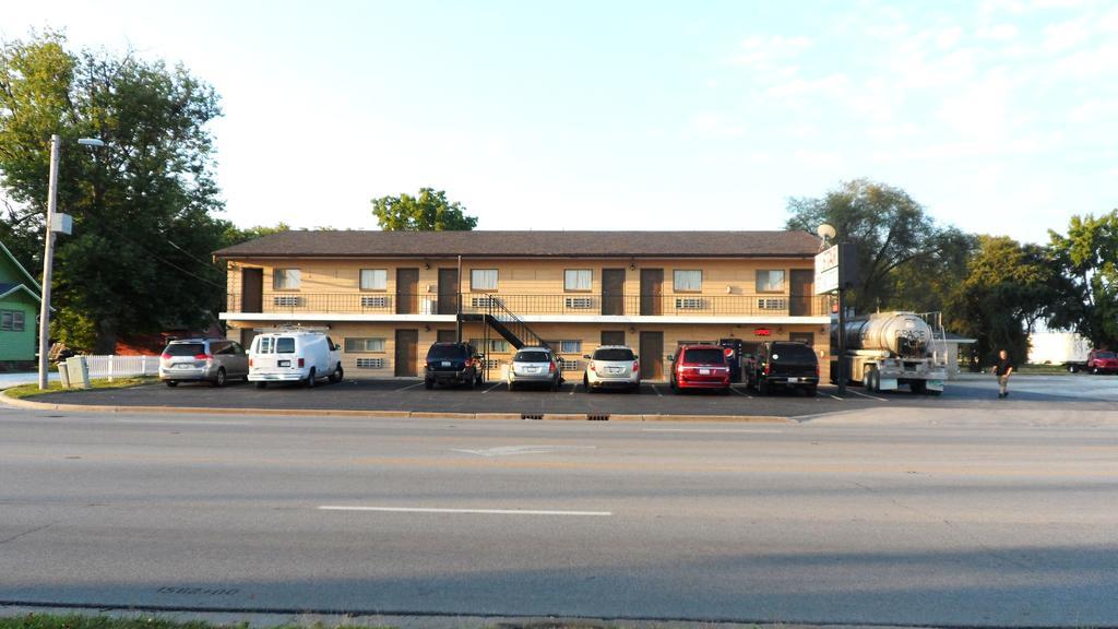 Star Motel Macomb Εξωτερικό φωτογραφία