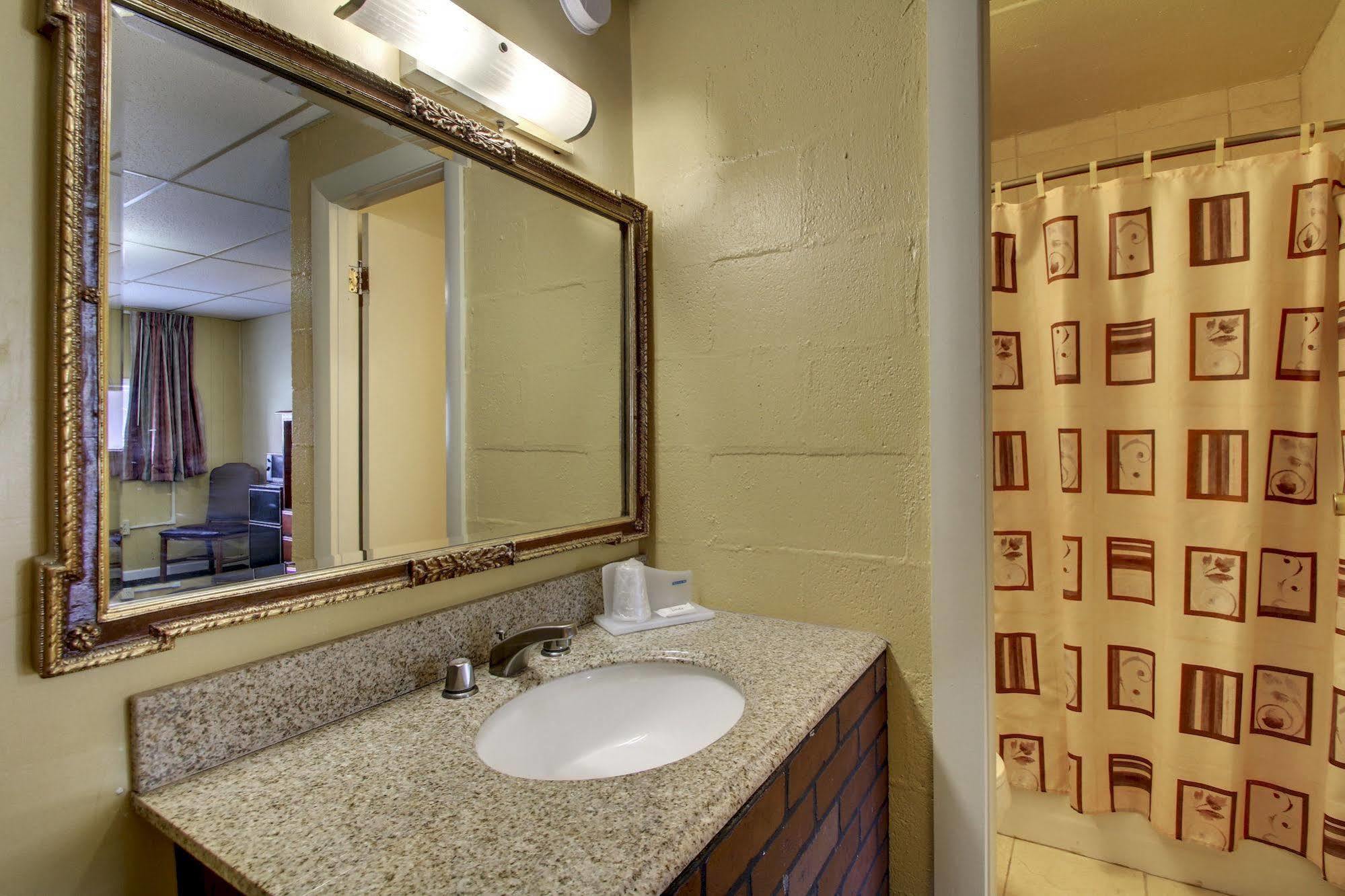 Star Motel Macomb Εξωτερικό φωτογραφία
